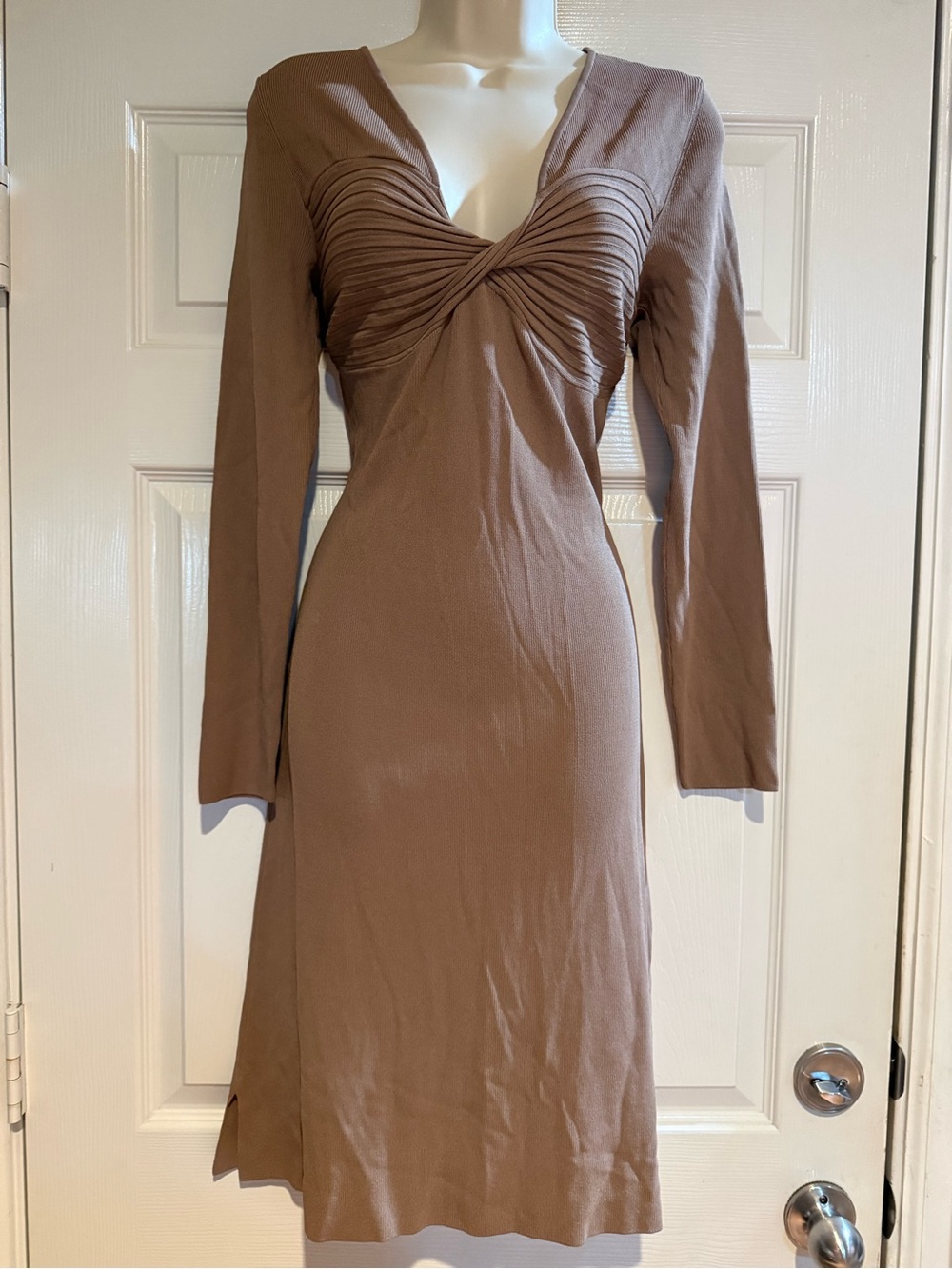 BCBG MAX AZRIA SZ M Brown Ribbed Knit Midi Dress Ruched Twist Bust Y2K